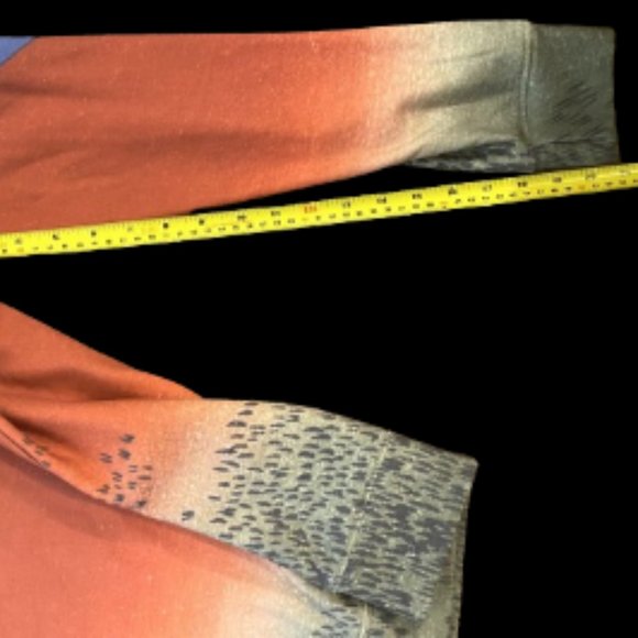 Mr. GuGu & Miss Go long sleeve Mountain Graphic Sweater XXL - Picture 3 of 9